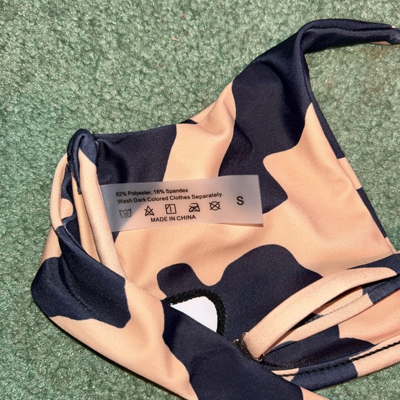 SHEIN Swim Top - Picture 2 of 2